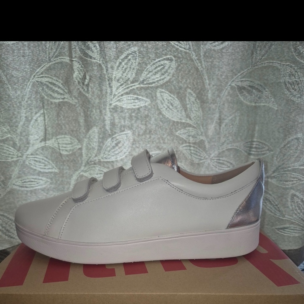 FitFlop Women's Rally trainers in white leather with silver - Picture 3 of 6